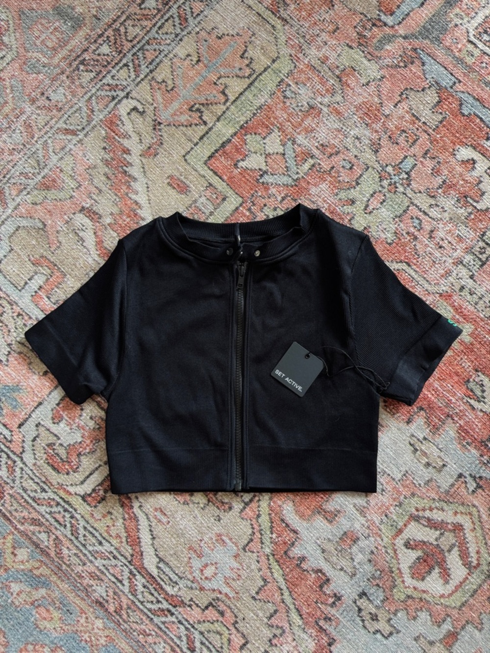 Set active moto crop NWT